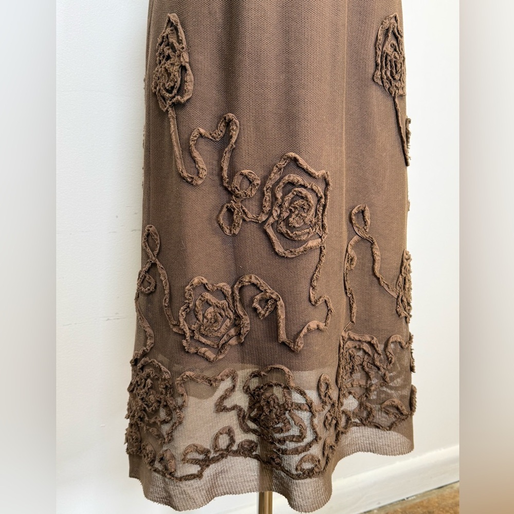Max Studio Y2K Sleeveless Ruched Floral Appliqué Brown Midi Dress Women’s  XS - Picture 9 of 14